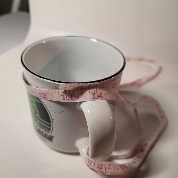 STARTWAR COFFE MUG.  White glossy ceramic. YODA PRINT. - Picture 9 of 14
